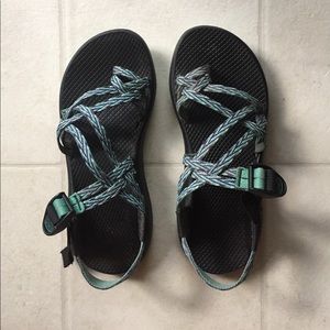 ZX2 Women's Chaco sandal size 9