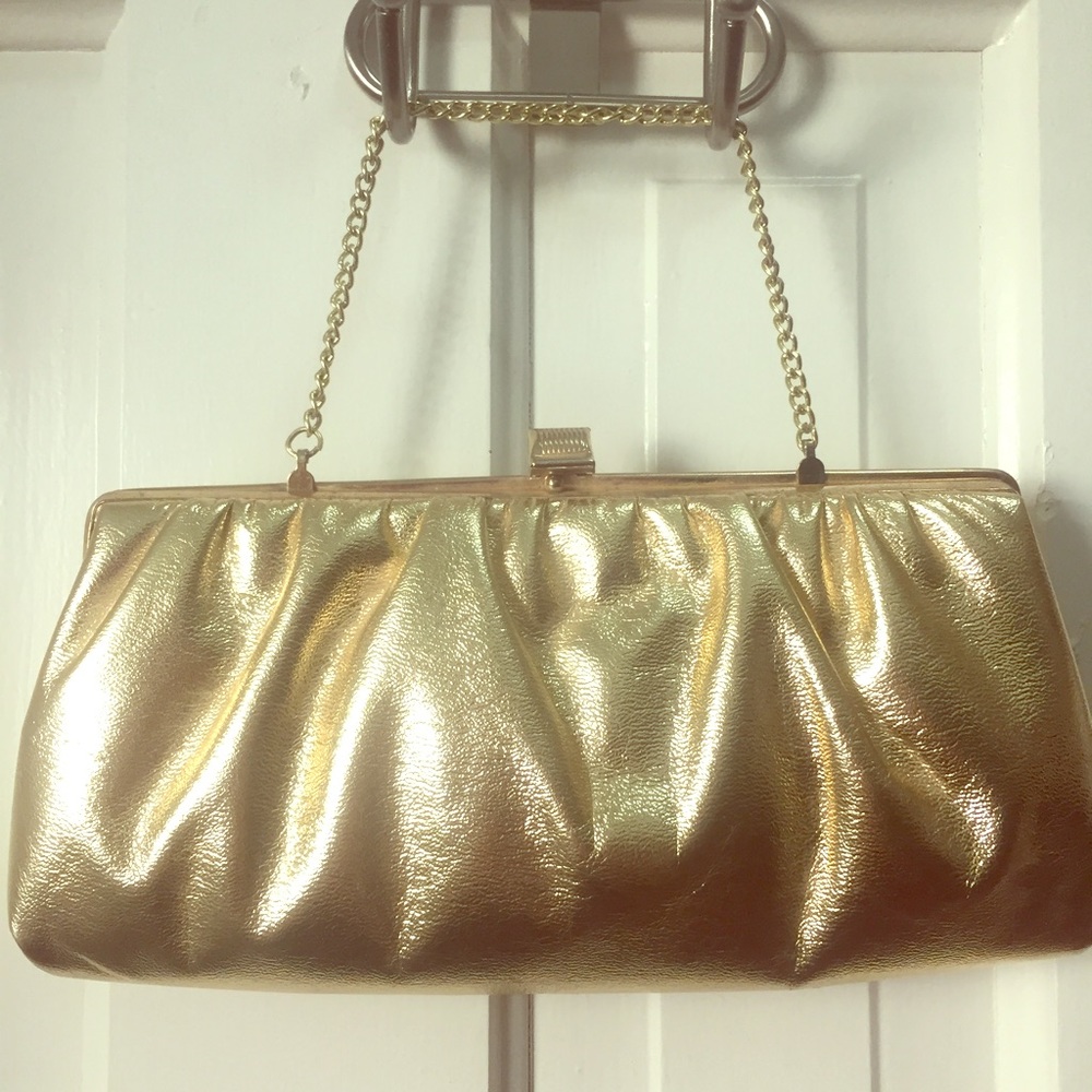 Vintage 80s gold lamé clutch