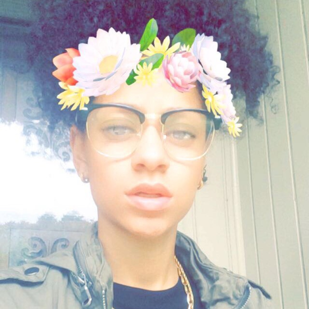 Meet your Posher, Toni