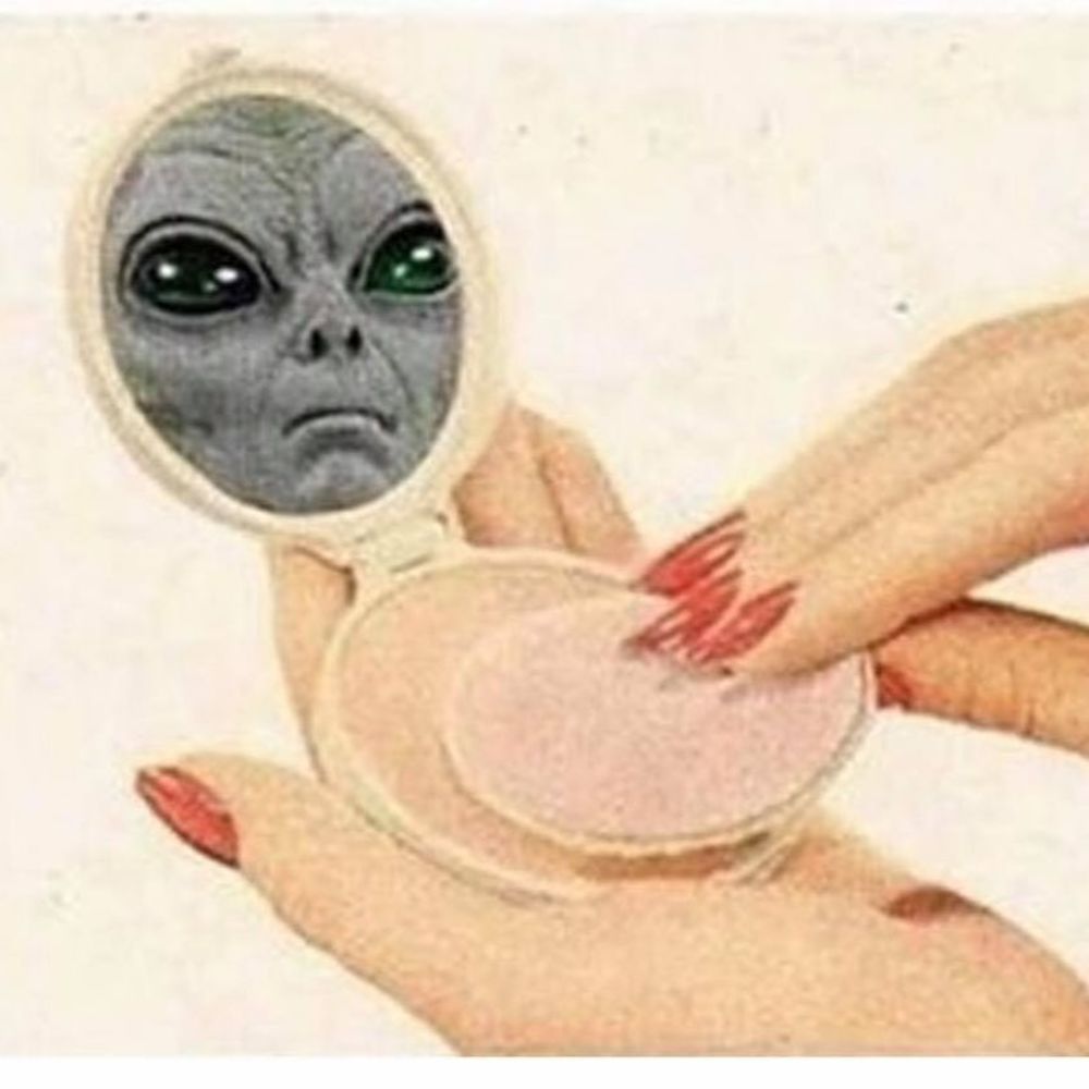 Meet your Posher, Lora