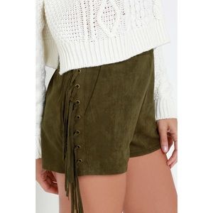 Lulus faux suede fringe festival shorts!