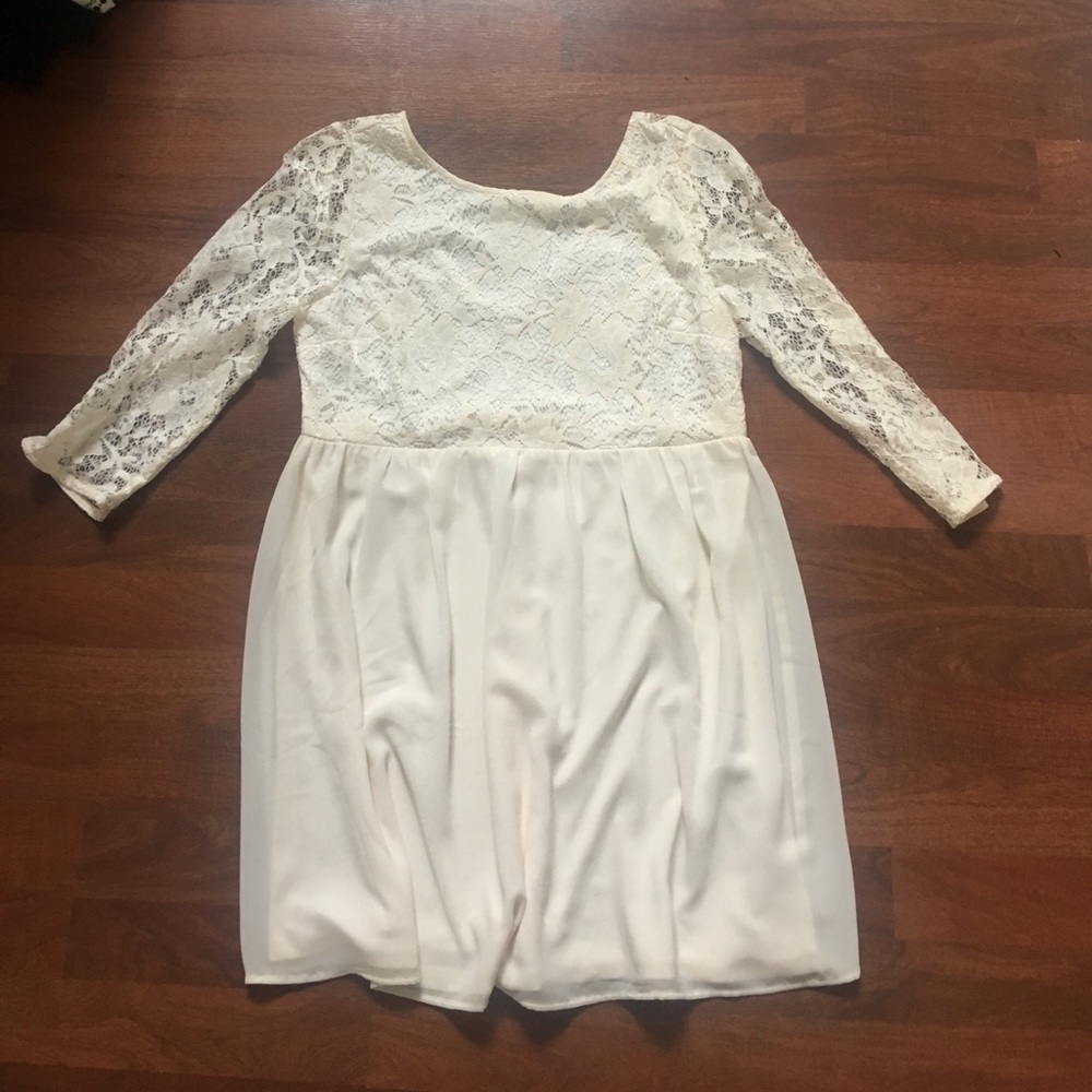 Ivory Lace Dress - Size M