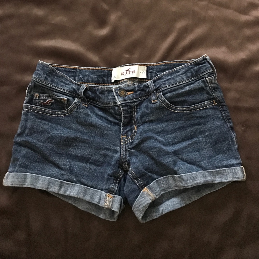 Hollister jean shorts size 1