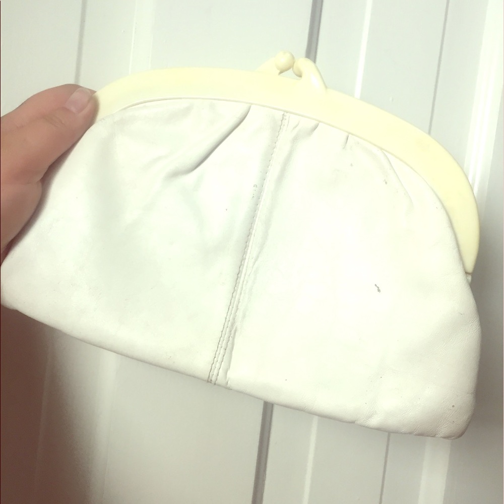 Vintage pleather clutch