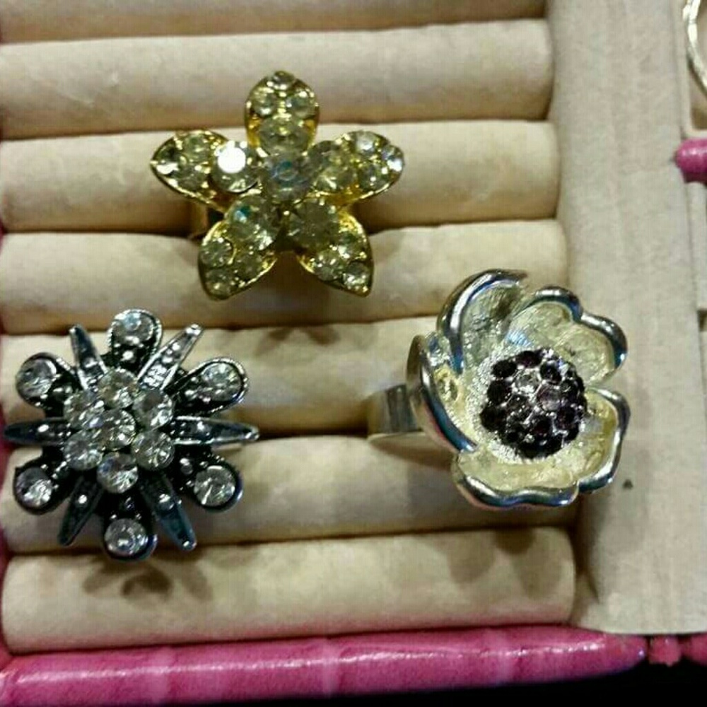 2 costume fun rings bottom left not available