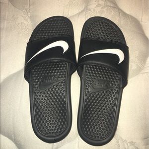 Nike slides