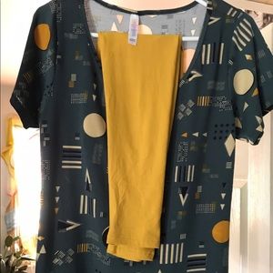 OS leggings not available Classic T small LULAROE