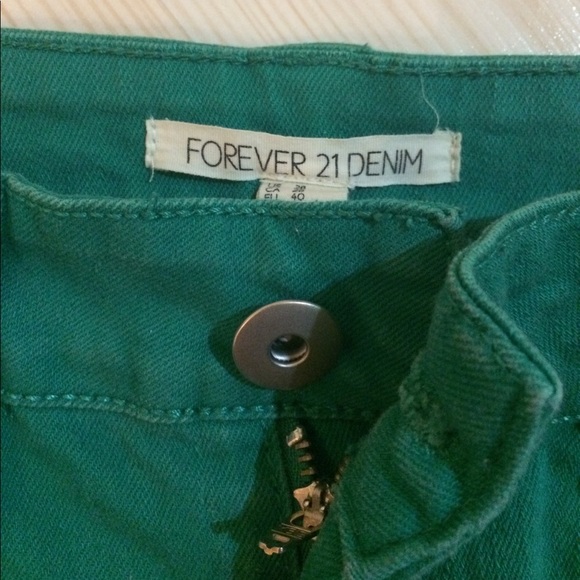 Forever 21 Green Denim Shorts - Picture 3 of 3