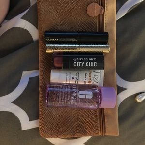 5 piece plus bag cosmetic set!