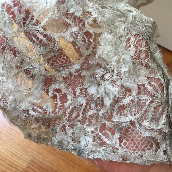 Wedding Gown/ Dress - Picture 7 of 8