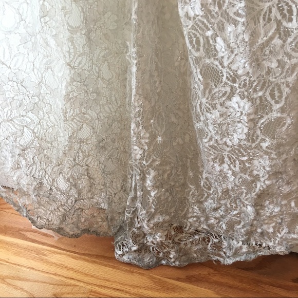 Wedding Gown/ Dress - Picture 8 of 8