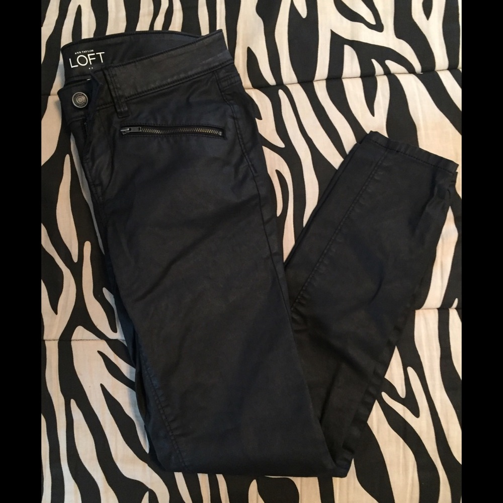 Loft Black Skinny Jeans (Petite)