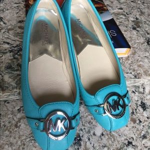 Michael kors teal flats