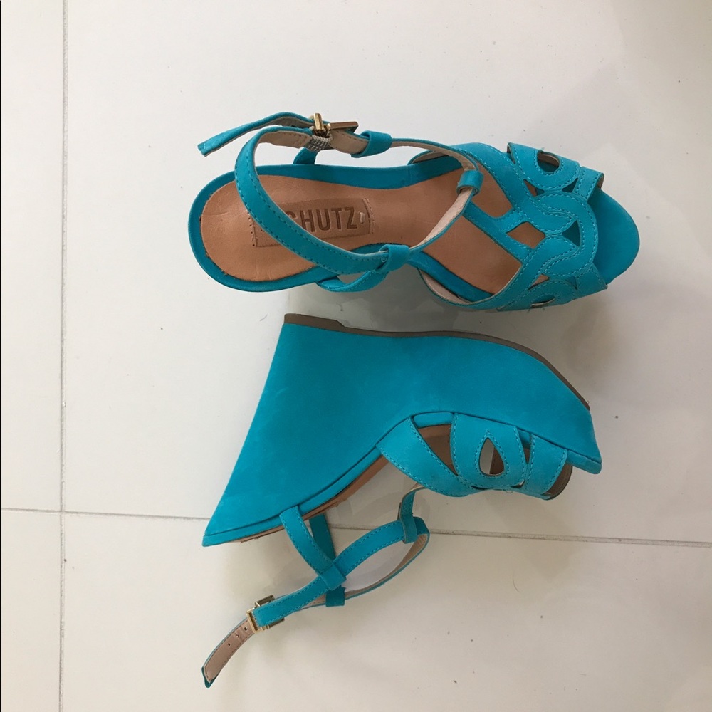 SOLD - Like New Schultz Wedges | Size 5