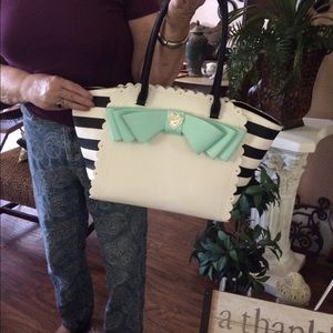 NWOT Betsey Johnson large tote 👜