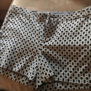 NWT Banana Republic Black and White Shorts