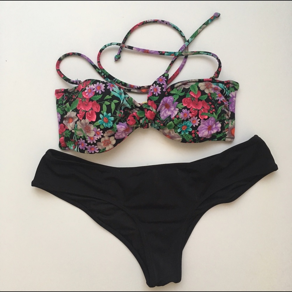 Victoria's Secret Swimsuit 👙 🌴