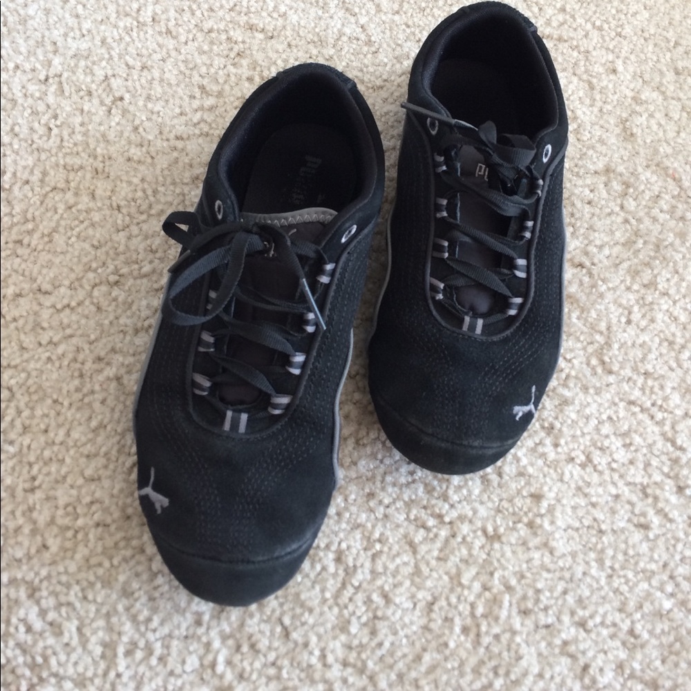Puma black suede flat shoes