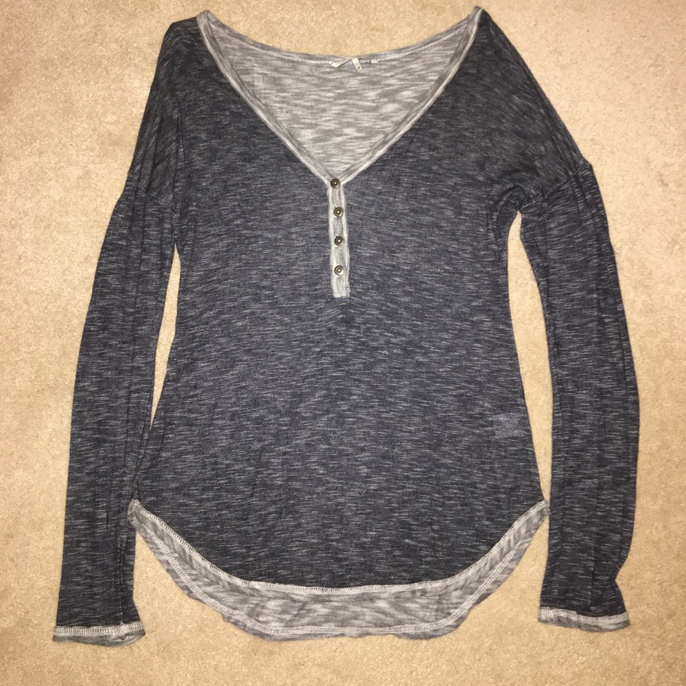 BKE long sleeve knit shirt size Medium