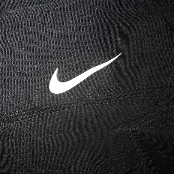 Nike Pro Capris - Picture 3 of 3