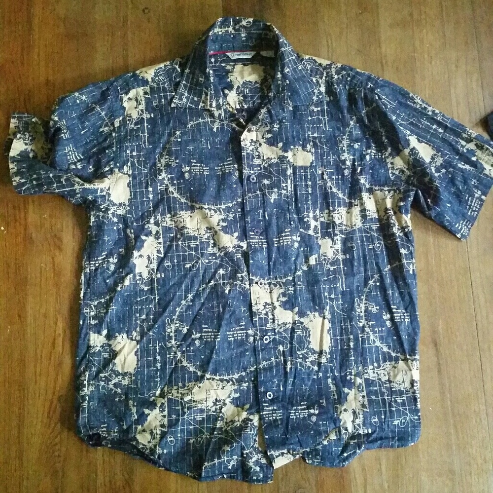 REDSAND Geographic Patterned Button-Down Shirt🗺