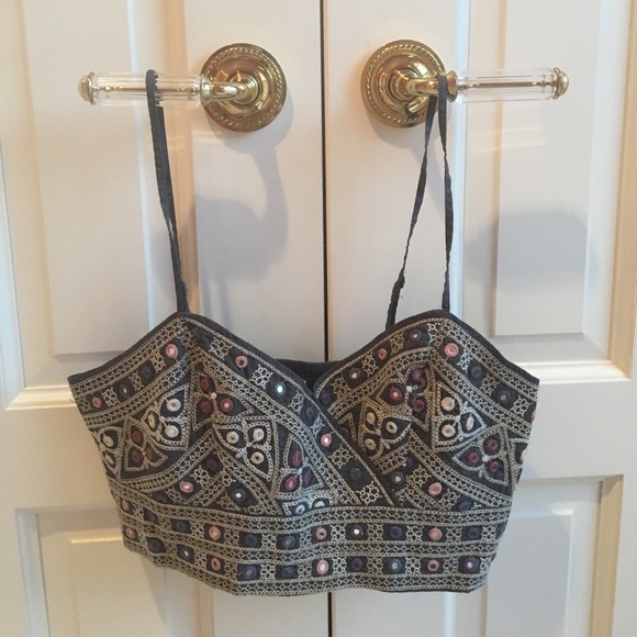 Never worn boho style embroidered crop top! - Picture 1 of 3