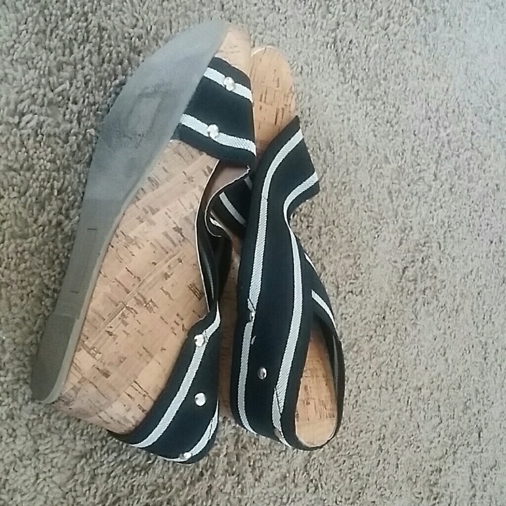 Shoes - Picture 3 of 3