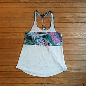 Workout tank top