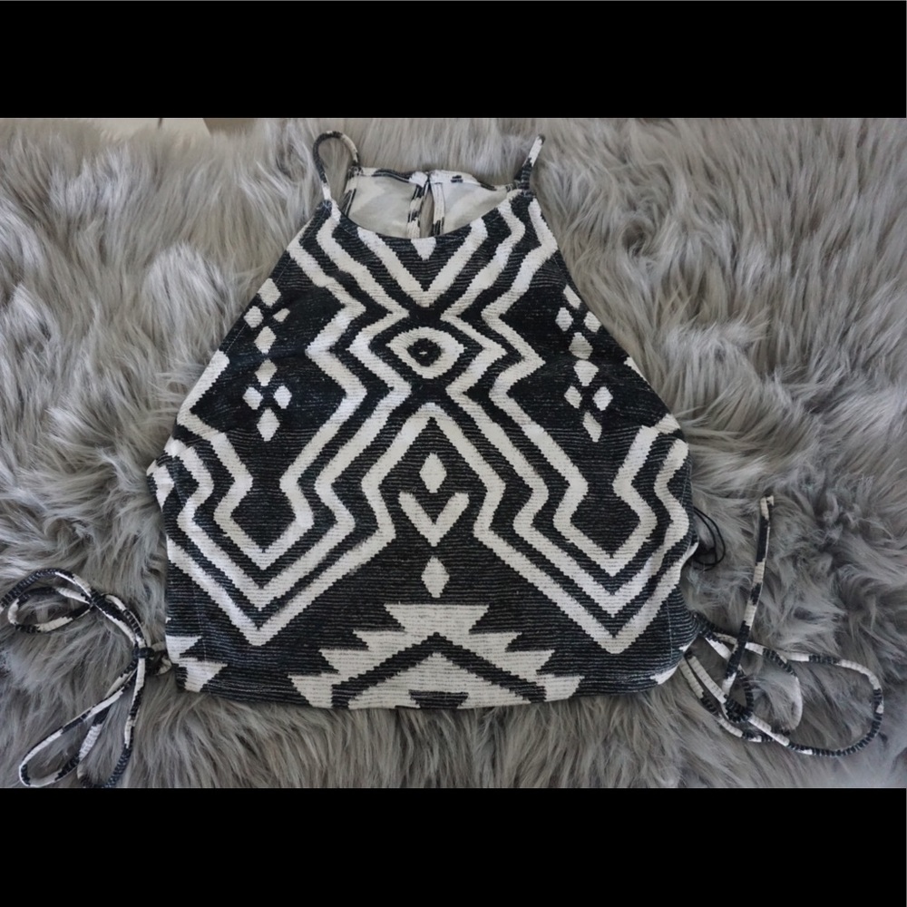 Aztec print crop top
