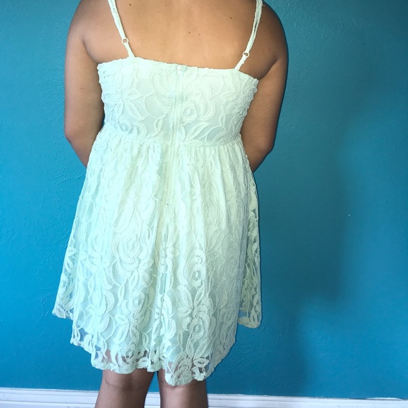 Sundress - Picture 3 of 3