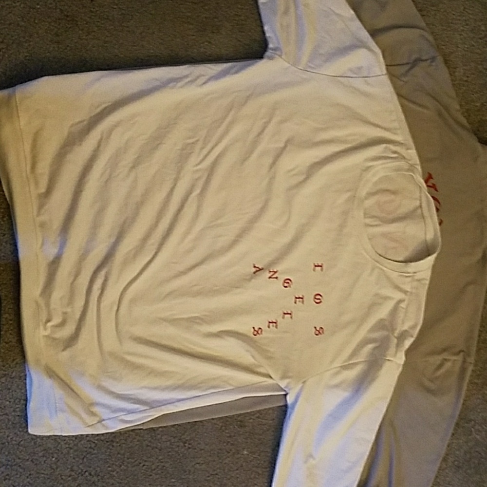 Pablo merch,  look for trades (shoes)