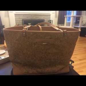 Beautiful "Jewell" by Thirty-One tote