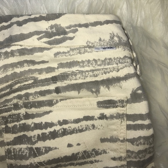 💕2xHP💕Mother Denim Looker Fray Girl w Cat Tattoo - Picture 5 of 8