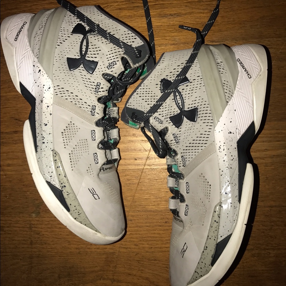 USED curry two's