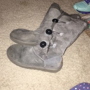 Three button tall gray uggs
