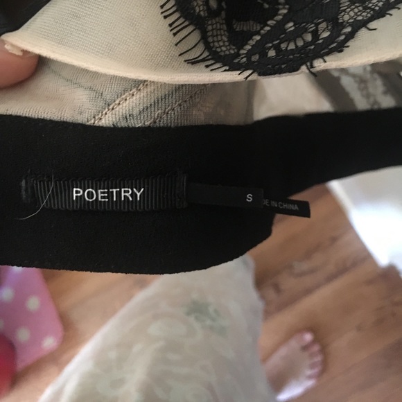 Elegant and sexy nude mesh crop top - Picture 7 of 7