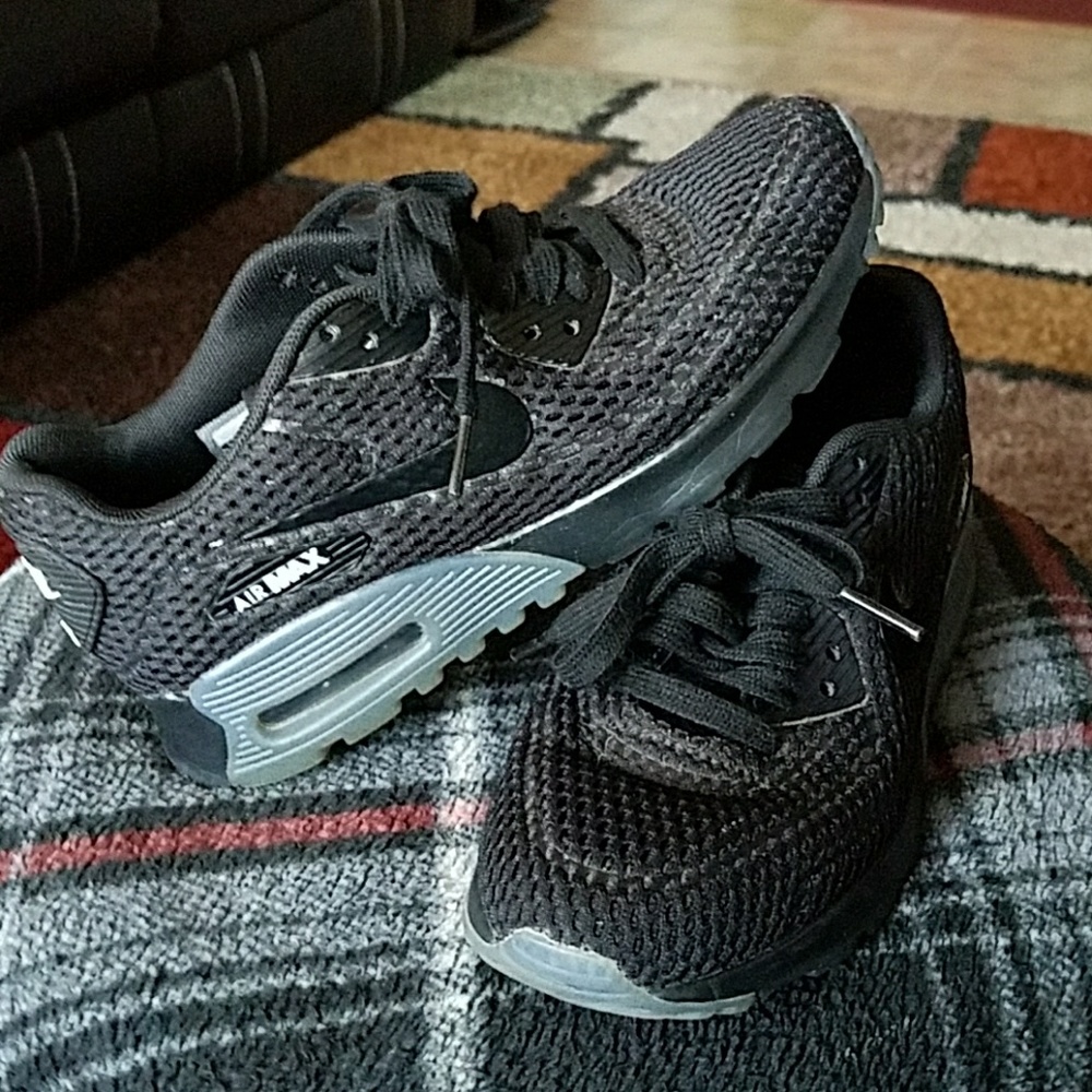 Nike Max Shoes