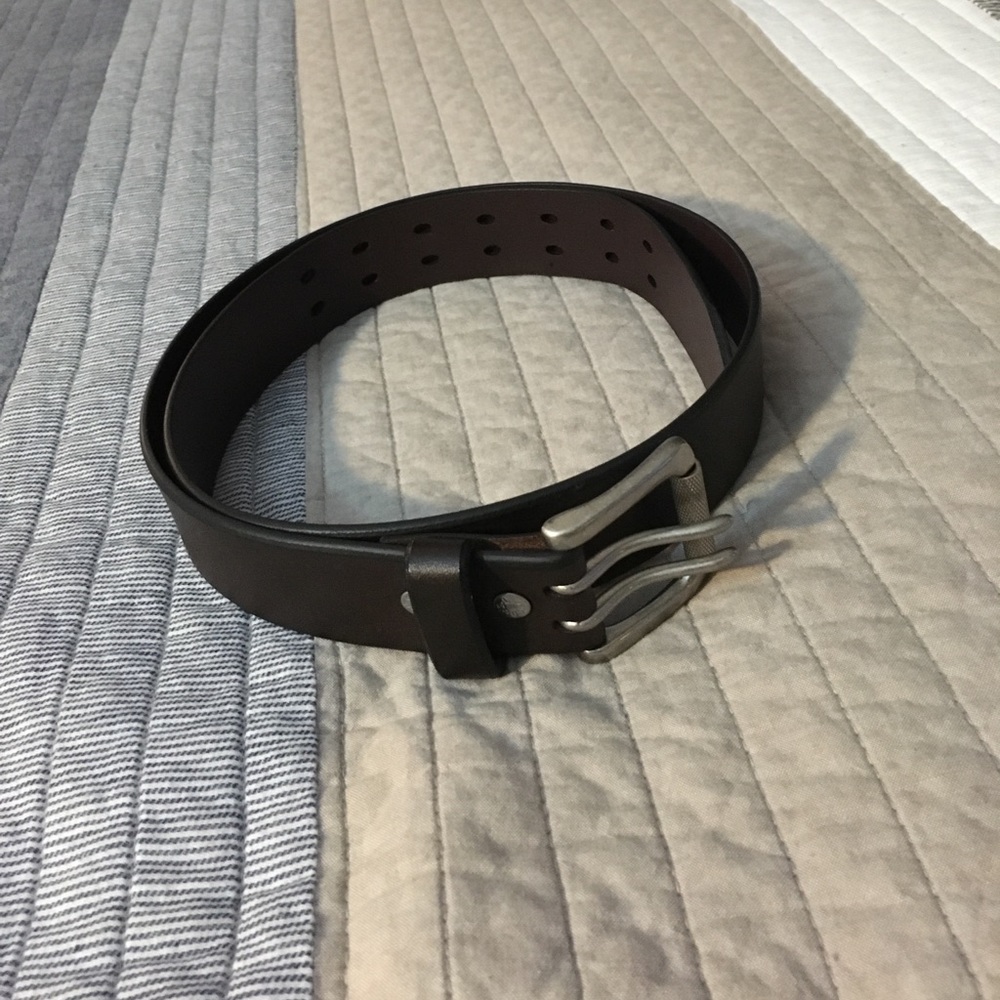 Levi's double prong belt