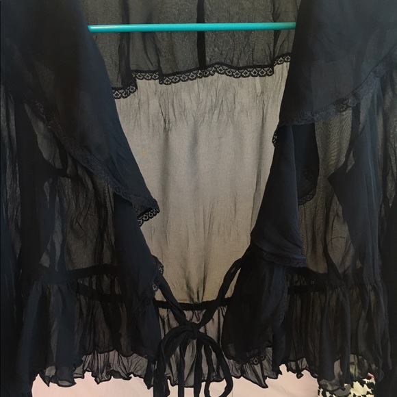 Blouse - Picture 5 of 6