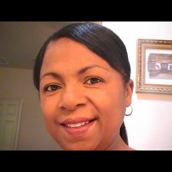 Meet your Posher, Wanda - Picture 2 of 2