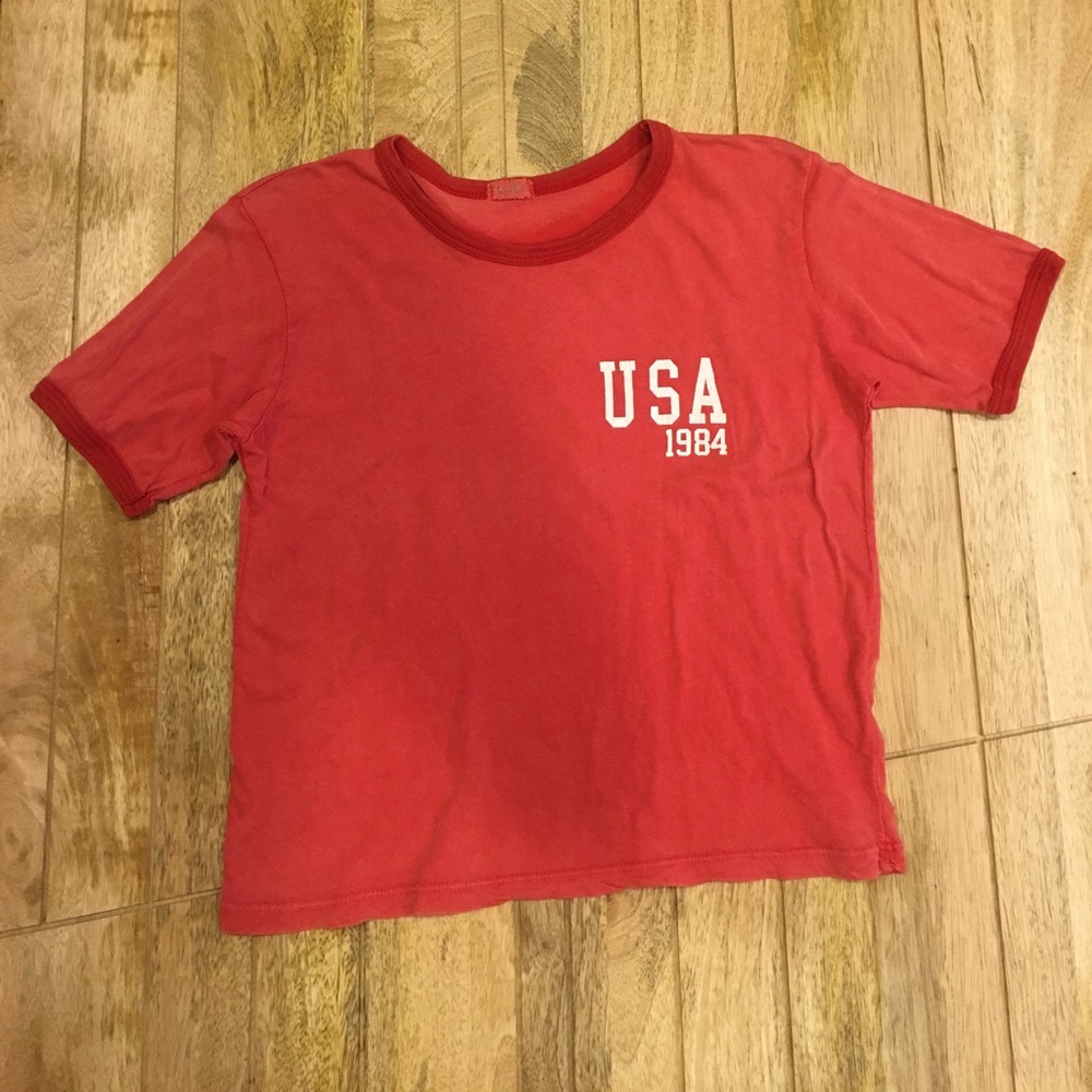 brandy melville USA tshirt