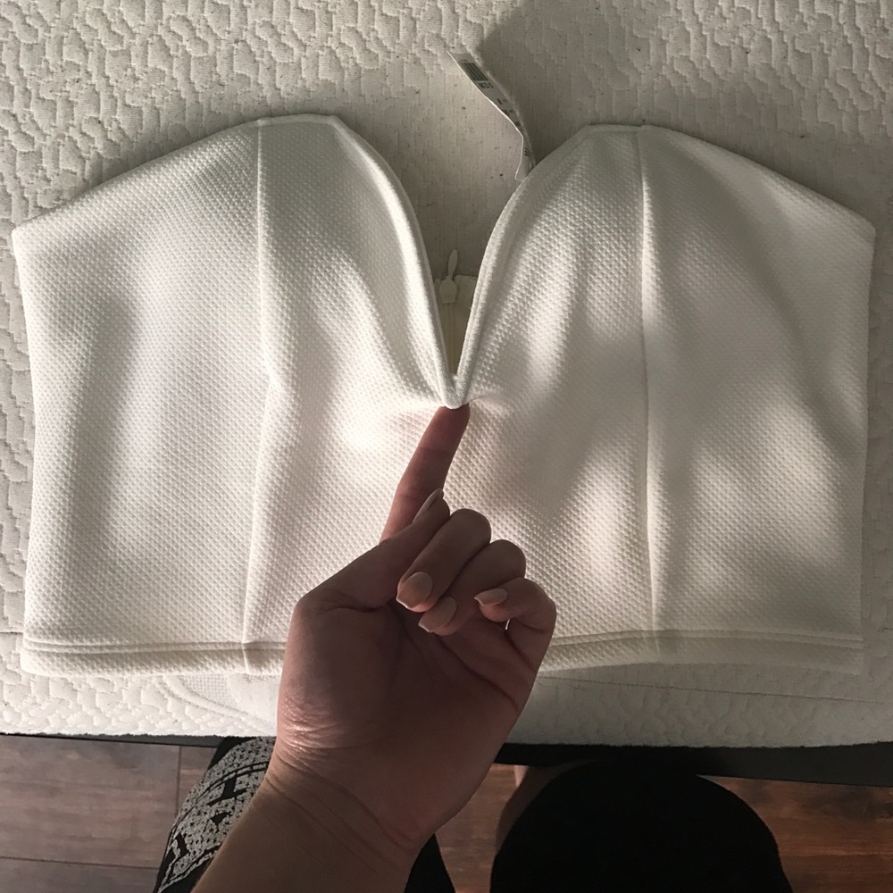 Sexy v plunge crop top. Ivory, super stretchy &new