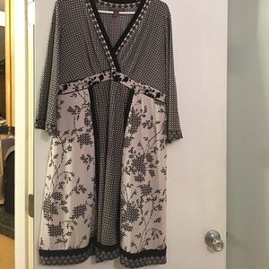 A Pea in the Pod Maternity Dress - L