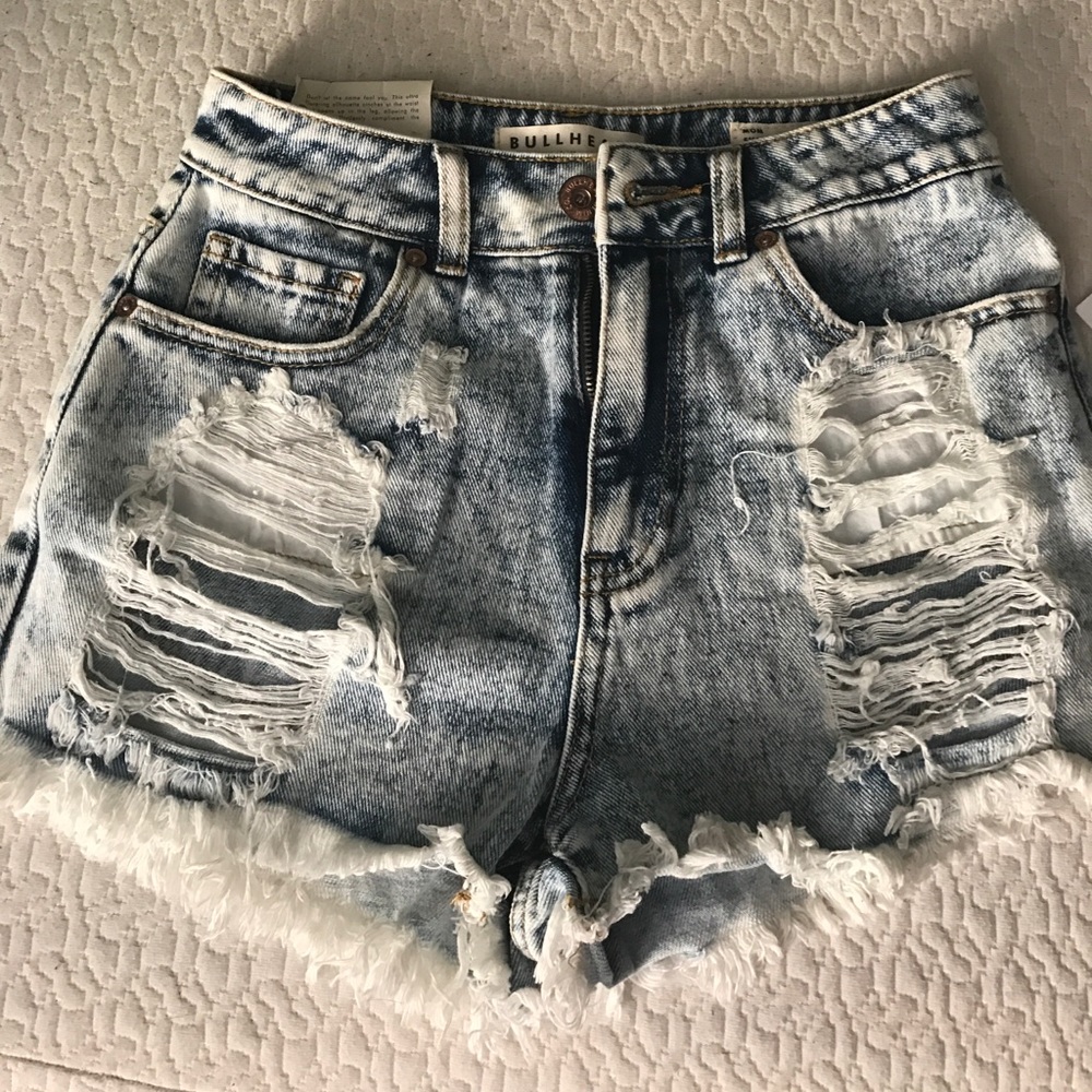Pacsun, bullhead acid washed "mom" high shorts