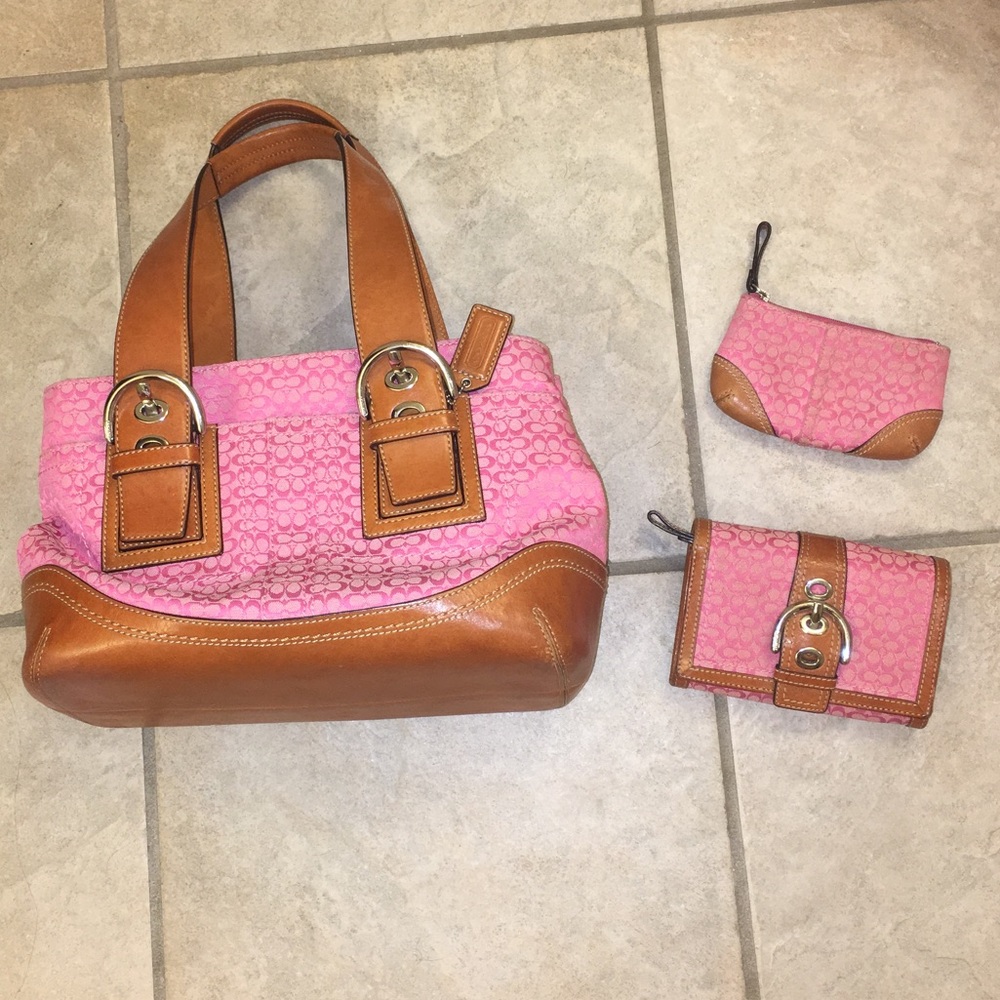 Coach 3 piece tote purse, wallet & coin pouch set.