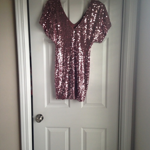 Deep V Dress - Picture 1 of 3