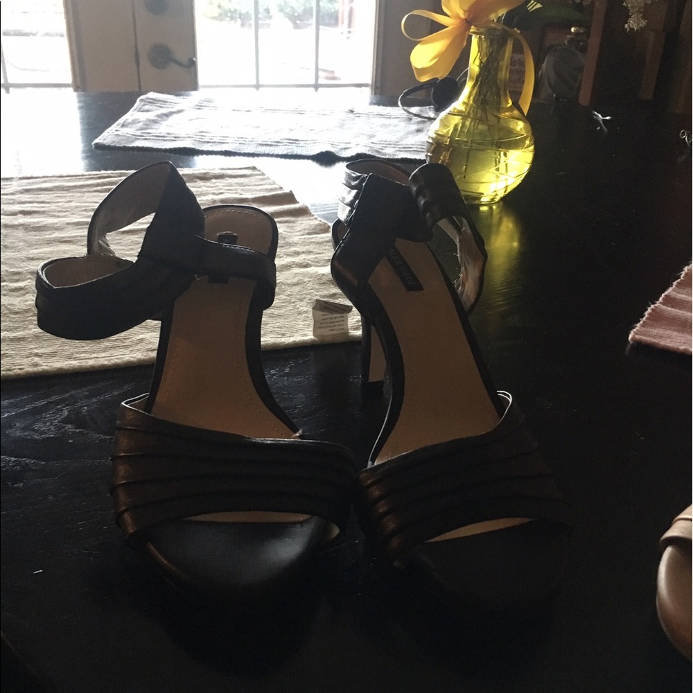 Black Pumps size 7 1/2
