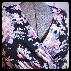 Maxi dress with high slit