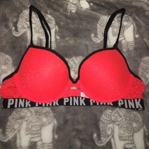 pink bra