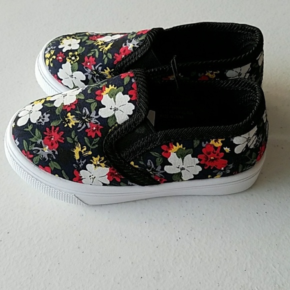 Floral Print Slip-on - Picture 2 of 4